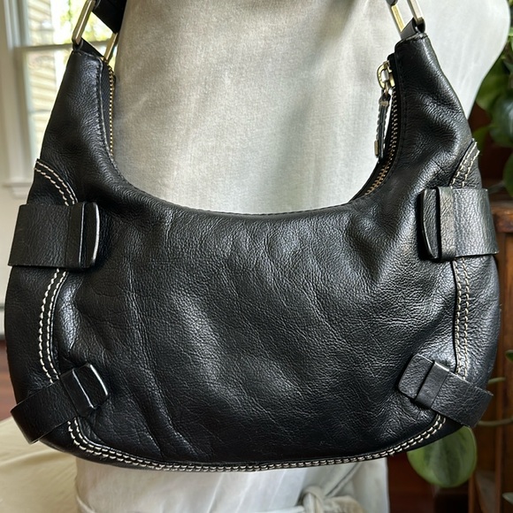 MK Michael Kors Yacht Club bag w buckles - Picture 4 of 17